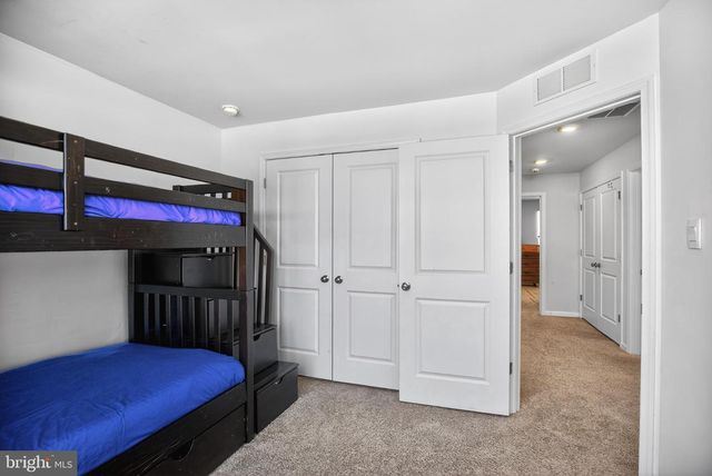 104 LEVIS DR, Mount Holly, NJ 08060