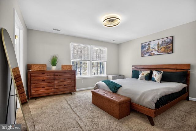 104 LEVIS DR, Mount Holly, NJ 08060