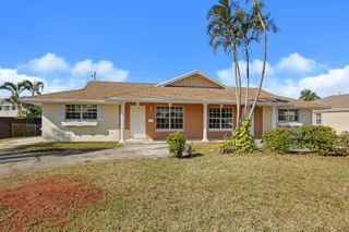 533 W Jasmine Drive B, Lake Park, FL 33403