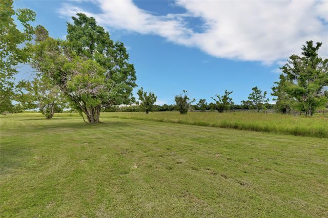 20302 Old Windmill Trail, Hockley, TX 77447