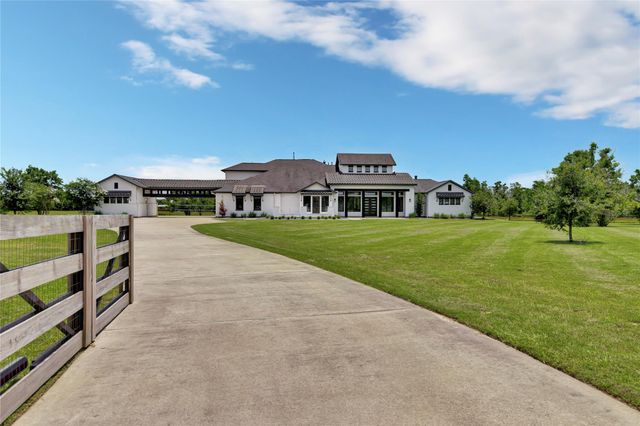 20302 Old Windmill Trail, Hockley, TX 77447