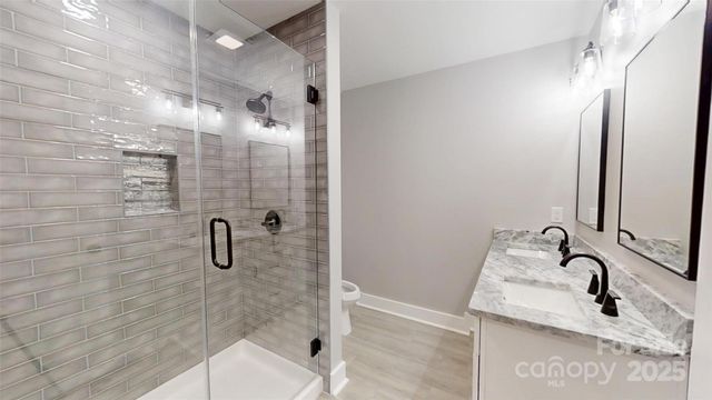 484 Hilltop Road, Lincolnton, NC 28092