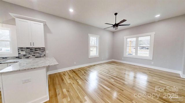 484 Hilltop Road, Lincolnton, NC 28092