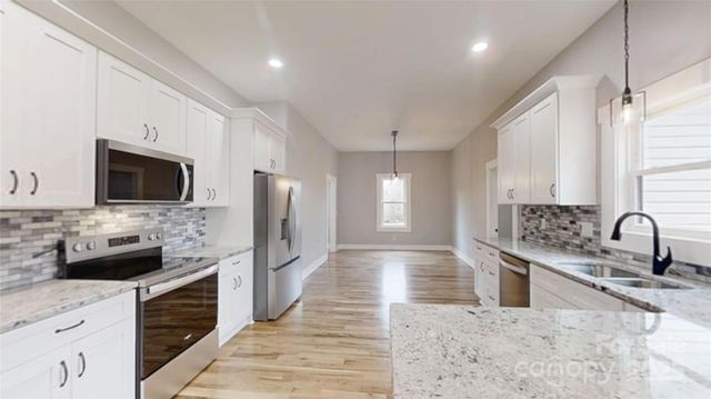 484 Hilltop Road, Lincolnton, NC 28092