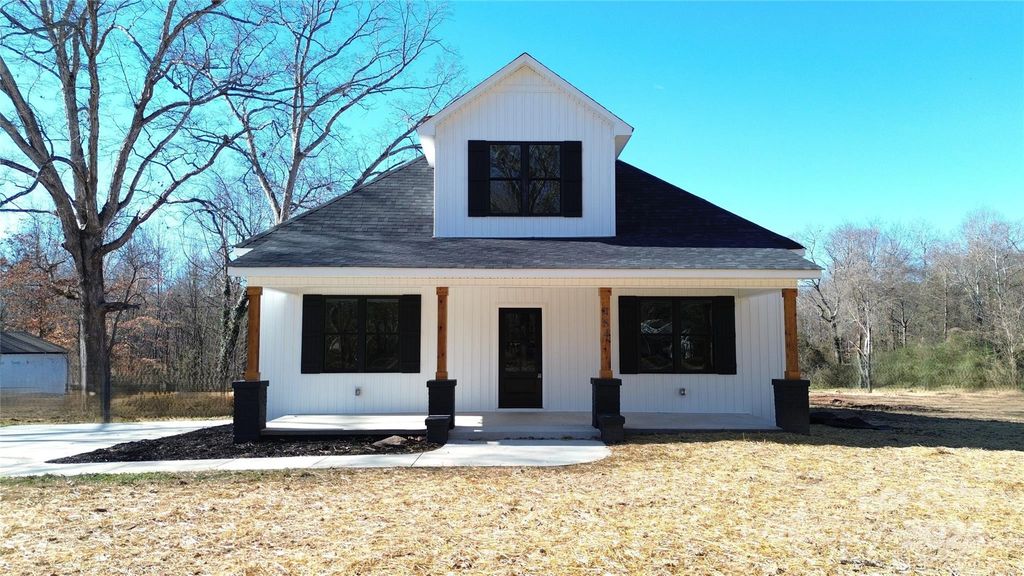 484 Hilltop Road, Lincolnton, NC 28092