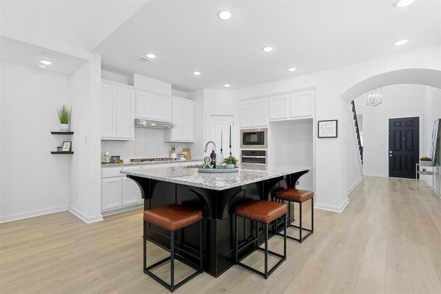 736 Washita Falls Lane, Conroe, TX 77304