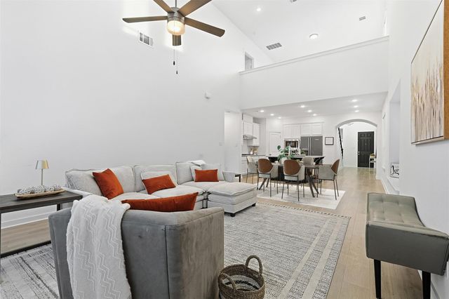 736 Washita Falls Lane, Conroe, TX 77304