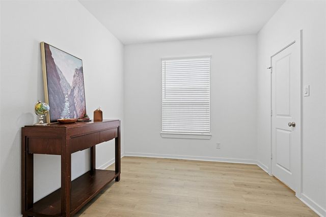 736 Washita Falls Lane, Conroe, TX 77304