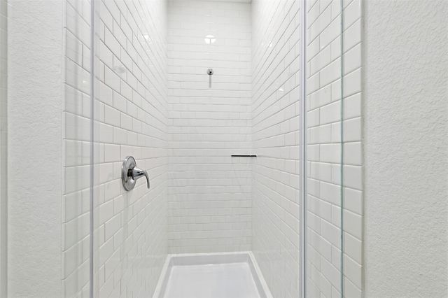 736 Washita Falls Lane, Conroe, TX 77304