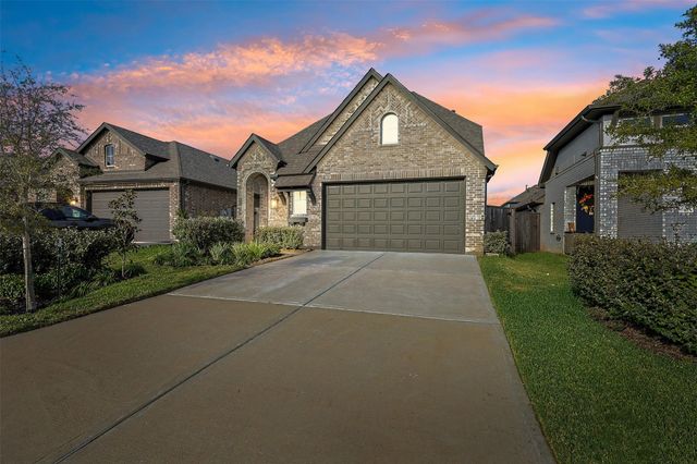 736 Washita Falls Lane, Conroe, TX 77304