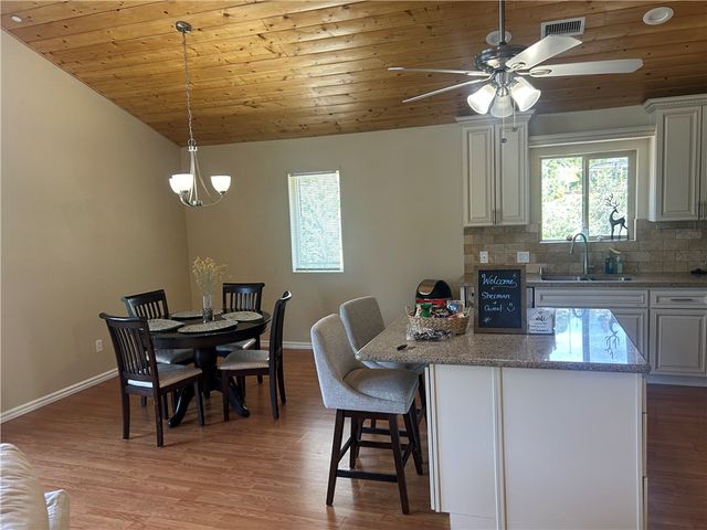 15425 Live Oak, Pine Mountain Club, CA 93222