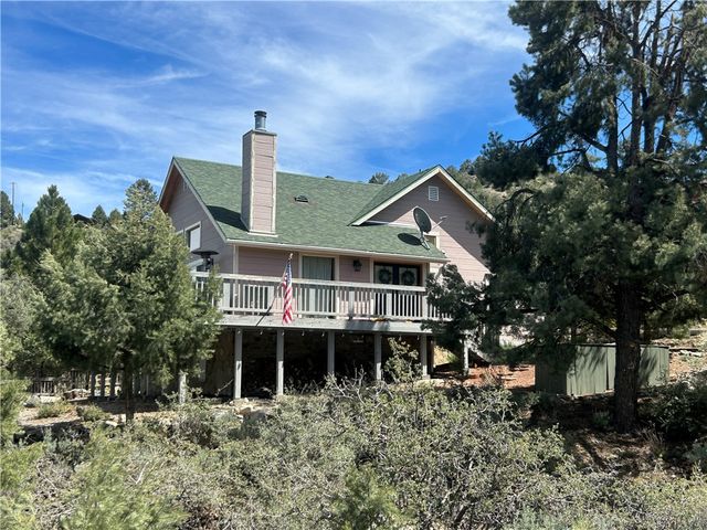 15425 Live Oak, Pine Mountain Club, CA 93222