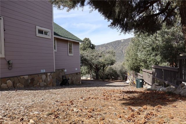 15425 Live Oak, Pine Mountain Club, CA 93222