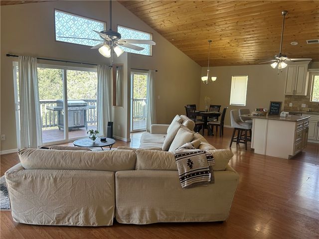 15425 Live Oak, Pine Mountain Club, CA 93222