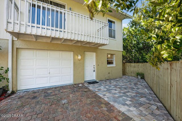 713 Laurel Bay Circle, New Smyrna Beach, FL 32169