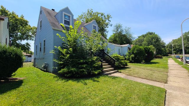110 W 140th Court, Riverdale, IL 60827