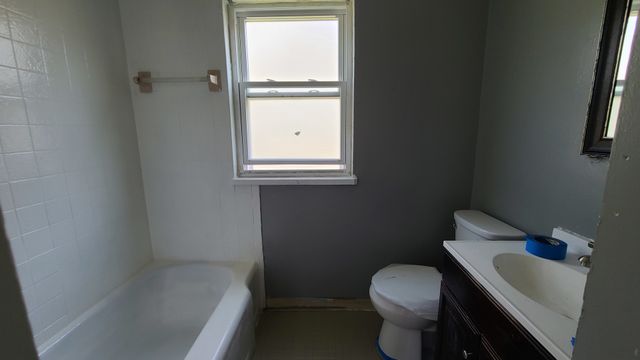 110 W 140th Court, Riverdale, IL 60827
