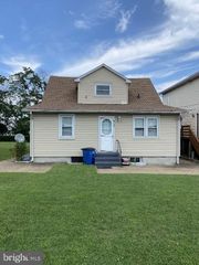 8209 BOX DR #A-UPPER, Baltimore, MD 21226