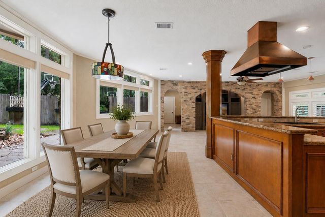 2515 Kings Forest Drive, Kingwood, TX 77339