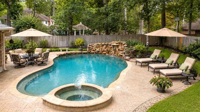 2515 Kings Forest Drive, Kingwood, TX 77339