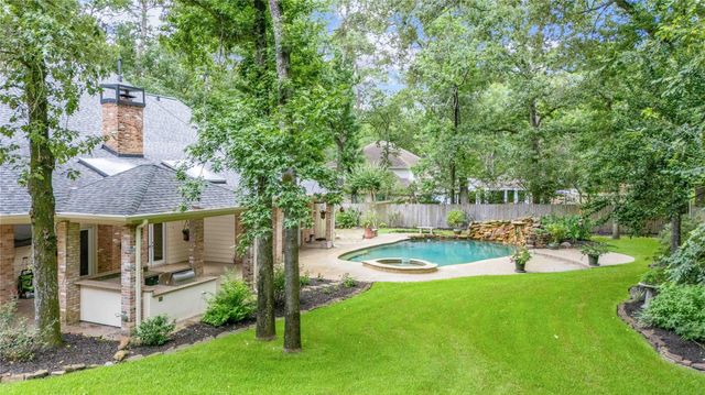 2515 Kings Forest Drive, Kingwood, TX 77339