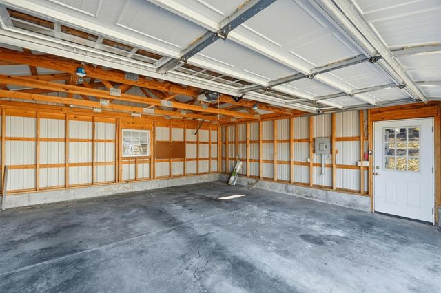 2740 E Republic Road, Springfield, MO 65804