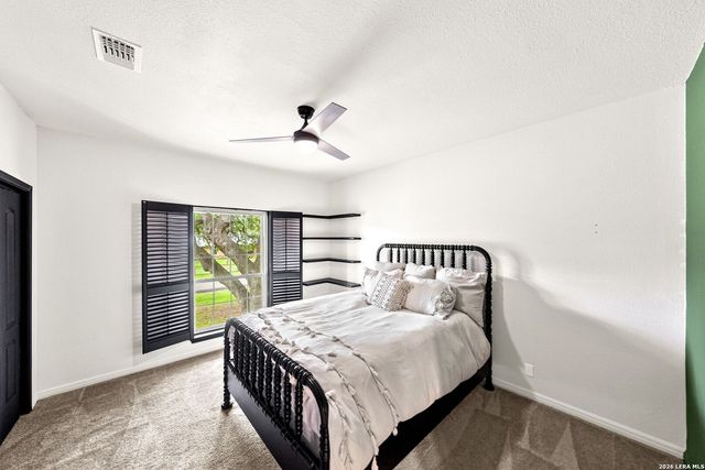 29279 Seabiscuit Dr, Boerne, TX 78015