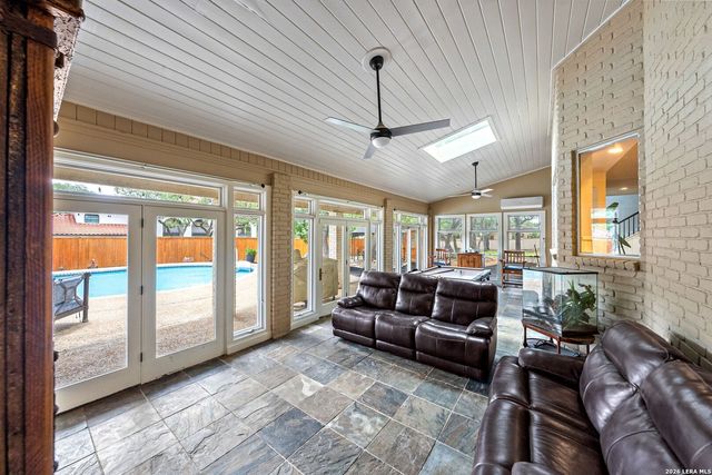 29279 Seabiscuit Dr, Boerne, TX 78015