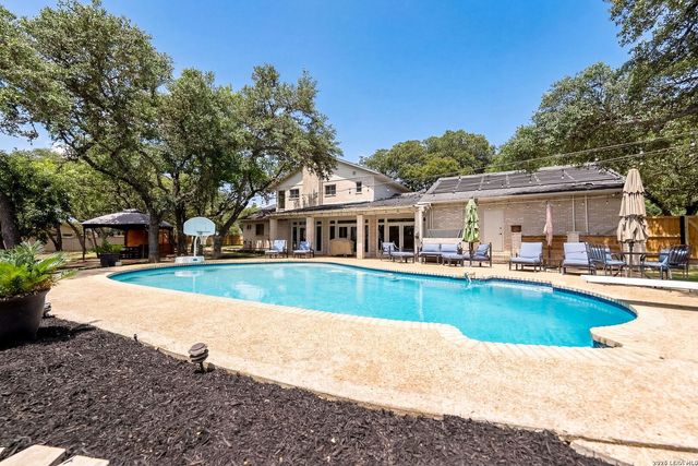 29279 Seabiscuit Dr, Boerne, TX 78015