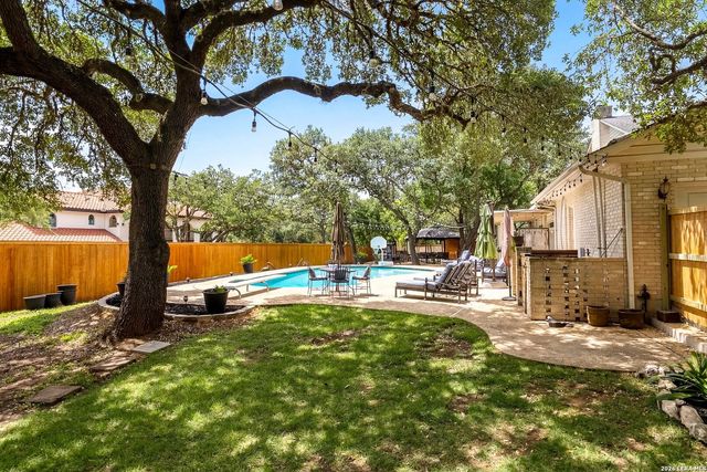29279 Seabiscuit Dr, Boerne, TX 78015