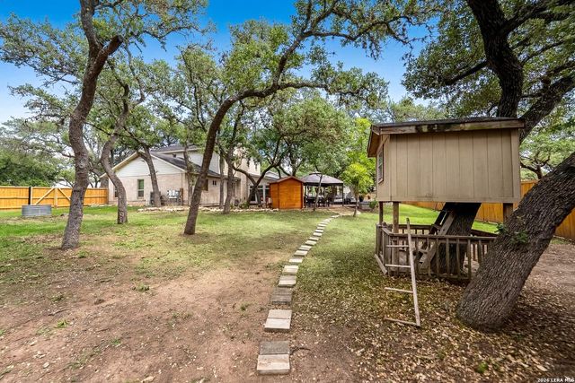 29279 Seabiscuit Dr, Boerne, TX 78015