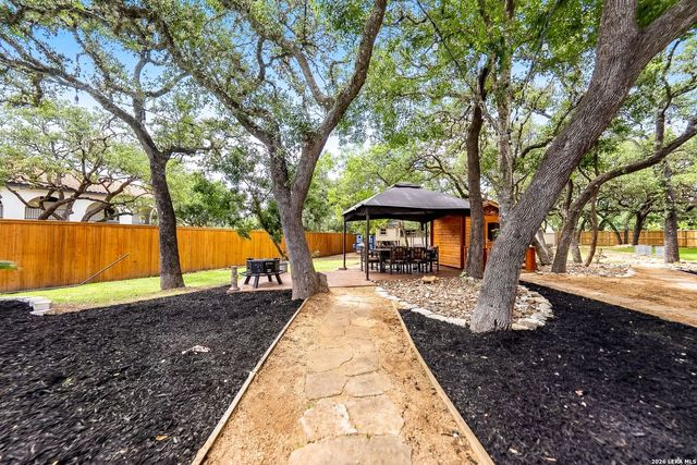 29279 Seabiscuit Dr, Boerne, TX 78015