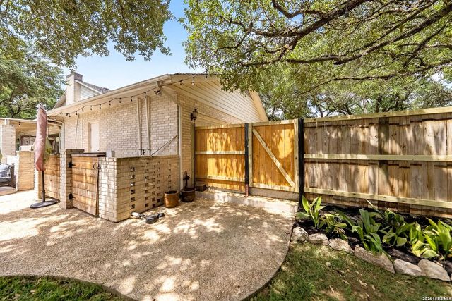 29279 Seabiscuit Dr, Boerne, TX 78015