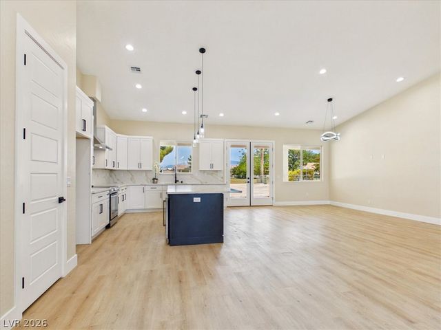 2861 South Firestone Court, Pahrump, NV 89048