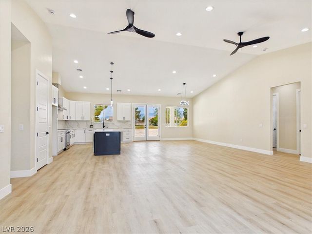 2861 South Firestone Court, Pahrump, NV 89048