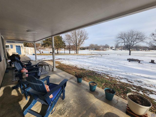 7 Lakeshore DR, Emporia, KS 66801