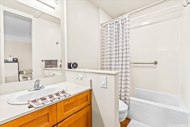 1630 Liholiho Street 1608, Honolulu, HI 96822