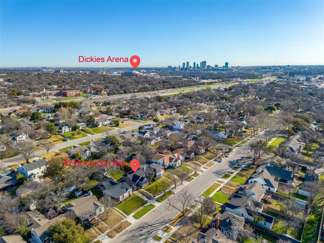 4216 Curzon Avenue, Fort Worth, TX 76107