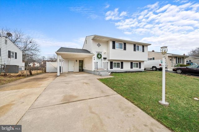 20 RAMBLETON DR, New Castle, DE 19720