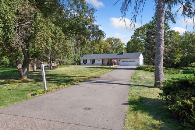 111 Chevy Chase Drive, Wayzata, MN 55391