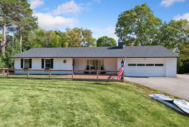 111 Chevy Chase Drive, Wayzata, MN 55391
