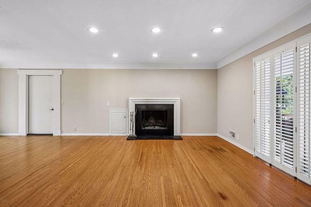111 Chevy Chase Drive, Wayzata, MN 55391
