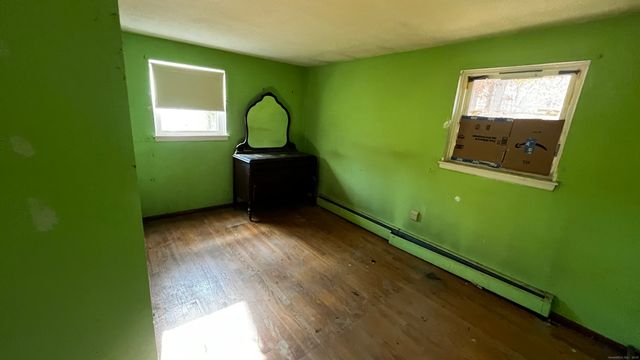 445 Lincoln Drive, Cheshire, CT 06410