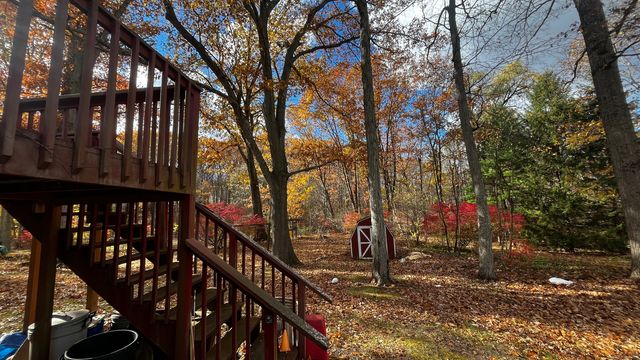 445 Lincoln Drive, Cheshire, CT 06410