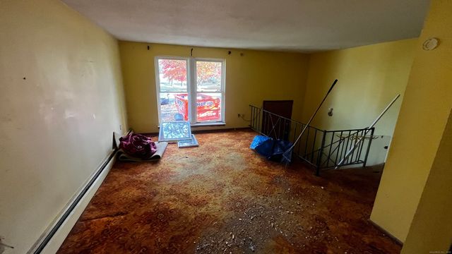 445 Lincoln Drive, Cheshire, CT 06410