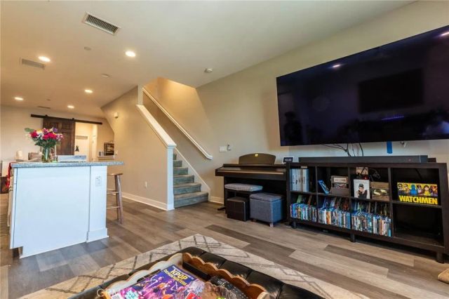 9478 Dahlia, Pico Rivera, CA 90660