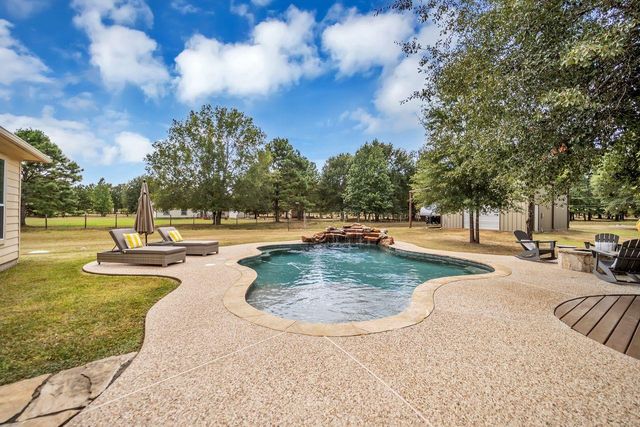 9061 Water Buck Lane, Conroe, TX 77303