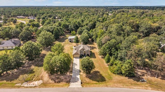 9061 Water Buck Lane, Conroe, TX 77303