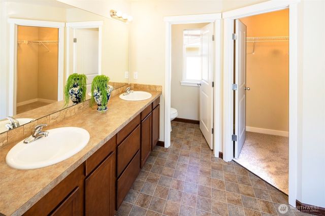 19601 Rosebud Place NE, Poulsbo, WA 98370