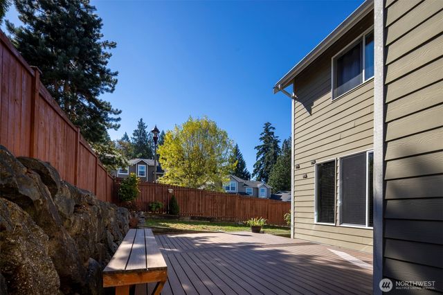 19601 Rosebud Place NE, Poulsbo, WA 98370